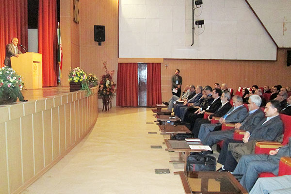 ایران ۳ مزیت وسعت، نیروی انسانی و منابع را همزمان دارد ایران ۳ مزیت وسعت، نیروی انسانی و منابع را همزمان دارد