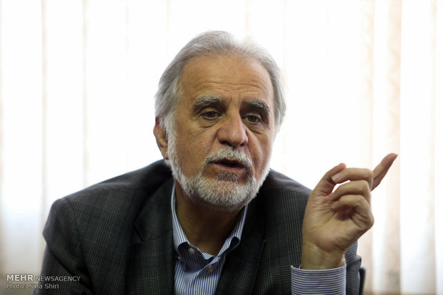 تکمیل زنجیره تولید برای جلوگیری از خام فروشی سنگ آهن