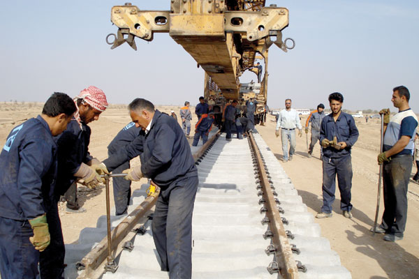 قطارهایی از جنس فاینانس