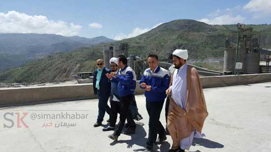 بازدید امام جمعه شهرستان سیاهکل از کارخانه سیمان گیلان سبز