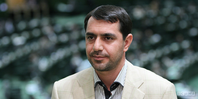 خامفروشی مشکل کشور در حوزه تجارت خارجی/سهم ۴۰صدمدرصدی ایران از بازار جهانی خامفروشی مشکل کشور در حوزه تجارت خارجی/سهم ۴۰صدمدرصدی ایران از بازار جهانی