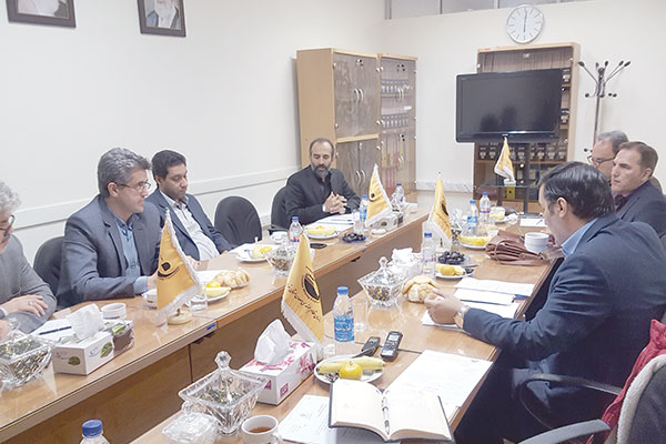 جای آموزش قوانین معدنی در دانشگاه خالی است
