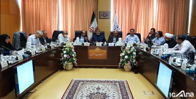 بررسی حادثه حریق در میدان نفتی رگ سفید با حضور مدیرعامل شرکت ملی نفت/آثاری از خرابکاری وجود نداشته است/دلایل وقوع حادثه ظرف ۱۰ روز آینده اعلام می شود بررسی حادثه حریق در میدان نفتی رگ سفید با حضور مدیرعامل شرکت ملی نفت/آثاری از خرابکاری وجود نداشته است/دلایل وقوع حادثه ظرف ۱۰ روز آینده اعلام می شود