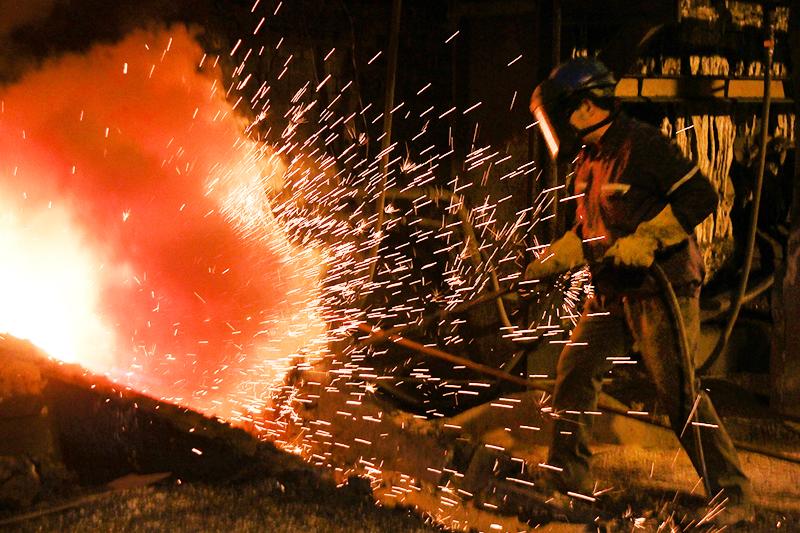 پیام تبریک مدیرعامل شرکت مس به مناسبت روز جهانی کار و کارگر