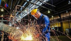 هشدار درباره تعطیلی صنعت کشور/ حذف یارانه ارزی برای تولید باید تدریجی باشد