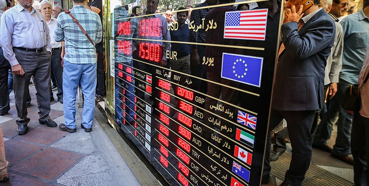فروش ارز تا سقف 5 هزار یورو یا معادل آن فقط در صرافی‌های مجاز امکان پذیر است