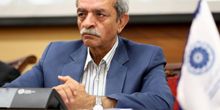 انتقاد از لغو یک باره صادرات کالا/ ارائه ارز به سامانه نیما با قیمت واقعی باشد