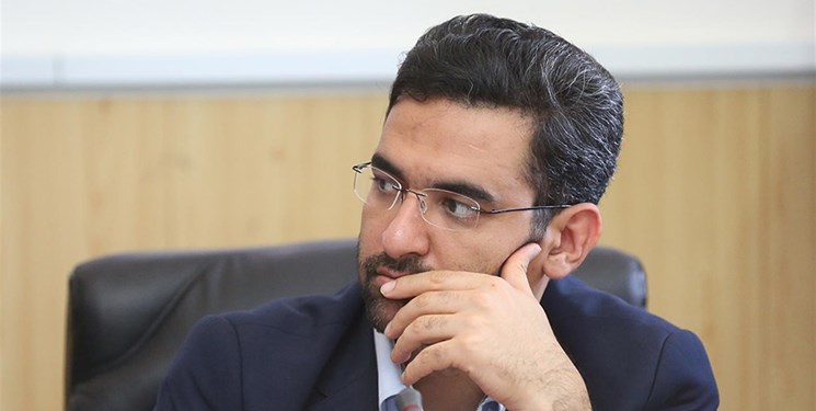 با گران شدن تعرفه استفاده از پیام‌رسان خارجی نسبت به داخلی‌ها مخالفم