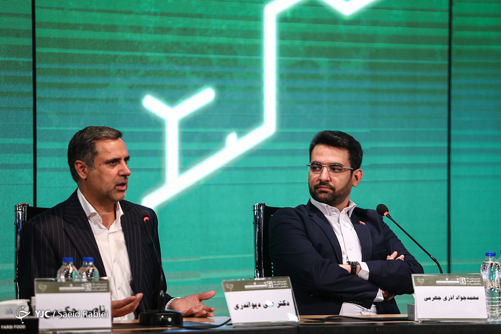 حکیمی: نمی‌توانیم در این شرایط کارمزد‌ها را گران کنیم/ جهرمی: تحریم ۷۲ شرکت در حوزه فناوری اطلاعات