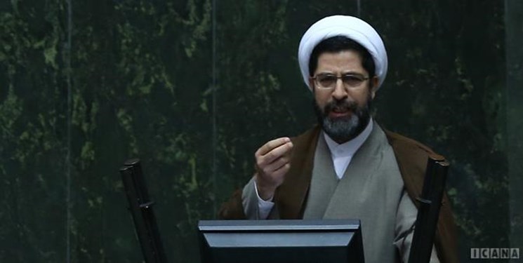 اقتصاد سیاسی دلیل حل نشدن مسئله یارانه‌هاست/اختصاص 14 میلیارد دلار ارز ترجیحی منطق اقتصادی ندارد