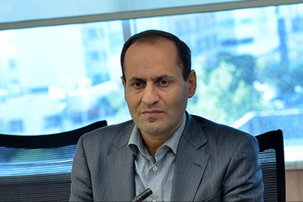 عمده‌ترین موضوع بازار سرمایه تحریم است/ صادرات مقدم بر بازگشت ارز است