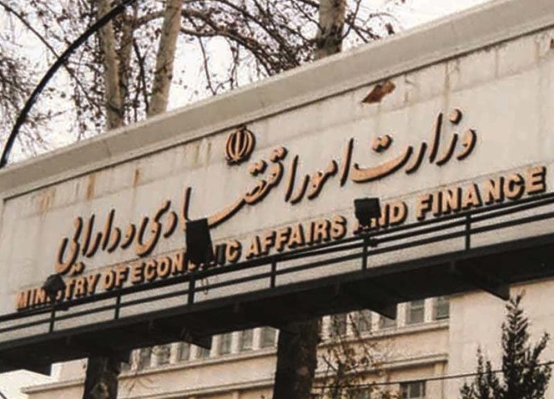 دژپسند با استقبال سفیر ایران وارد پکن شد