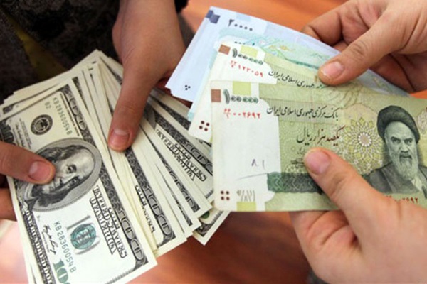 عقب‌نشینی دلار به کانال ۱۱ هزار تومان