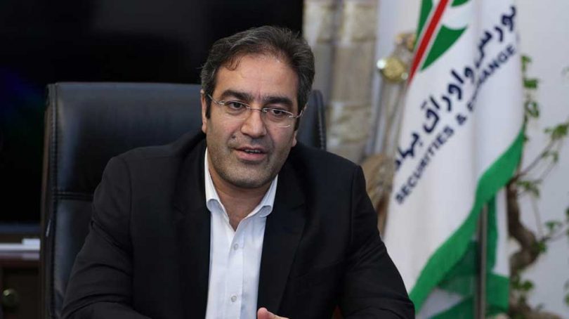 علت به تعویق افتادن تشکیل بازار متشکل ارزی/ نقدینگی به سمت بازارهای سرمایه سوق پیدا کرده است