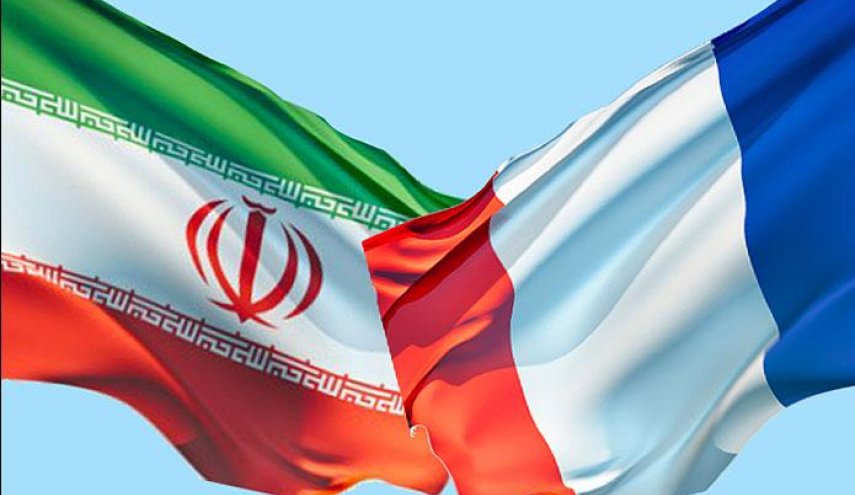 ظریف درباره سفر ناگهانی به فرانسه گزارش داد / رضایت کاخ الیزه از نتیجه ظریف درباره سفر ناگهانی به فرانسه گزارش داد / رضایت کاخ الیزه از نتیجه