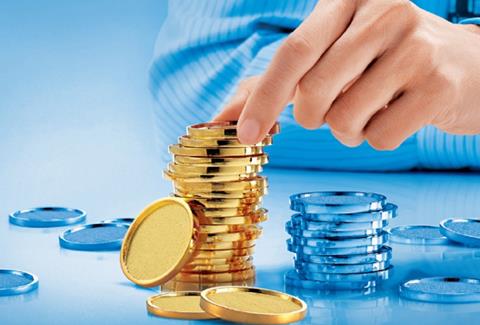 مهار غول نقدینگی از دست «گاو»ها در رفت/ بورس حبابی است؟
