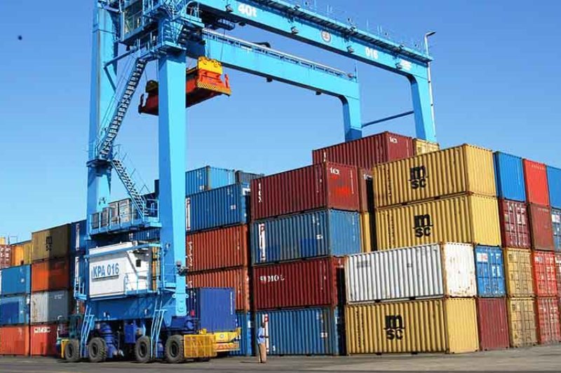 ارزش صادرات کالا از گمرک پلدشت ۸۳ درصد افزایش یافت