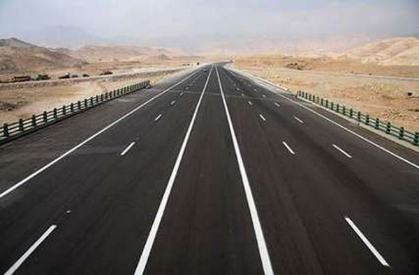 احداث آزاد راه باکو - رشت - اردبیل کلید خورد