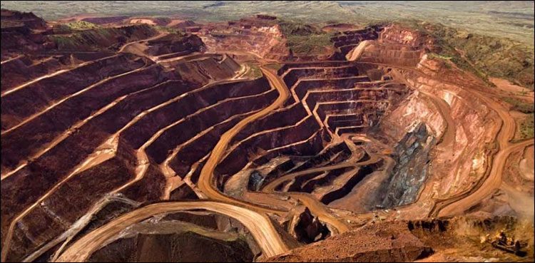 نبود بازار مانعی بزرگ برای رونق معادن