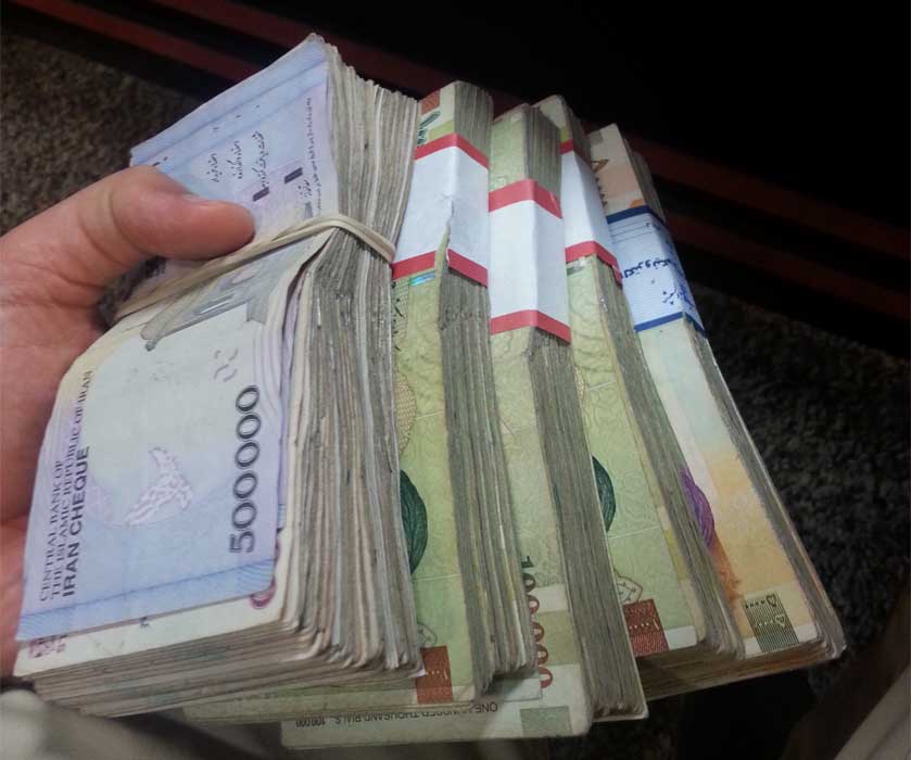 عیدی و پاداش بازنشستگان به موقع پرداخت می‌شود