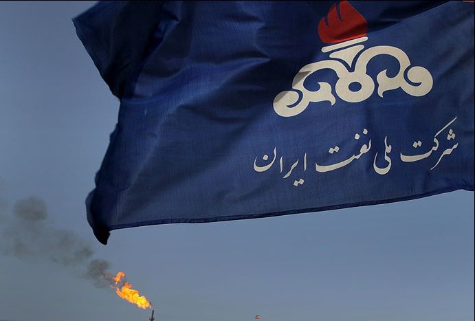 آینده نفت و اولویت امروز ایران آینده نفت و اولویت امروز ایران