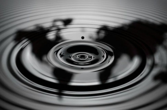 ترس از ویروس کرونا باز هم قیمت نفت را پایین آورد