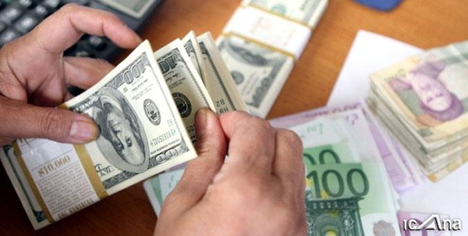 فولادگر: تلاش سوداگران برای رشد نرخ دلار