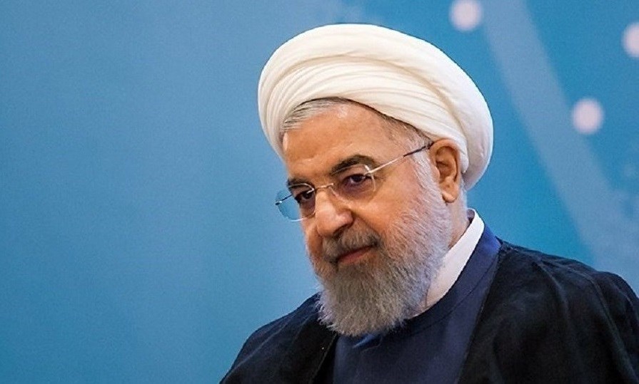 بازدید حسن روحانی از نمایشگاه دستاوردهای داخلی حوزه مقابله با بیماری کرونا