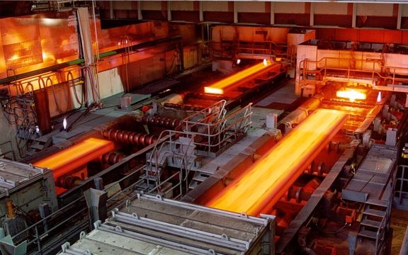 رشد بیش از ۶درصدی تولید فولاد خام در سالی که گذشت/ کاهش هفت درصدی تولید شمش آلومینیوم