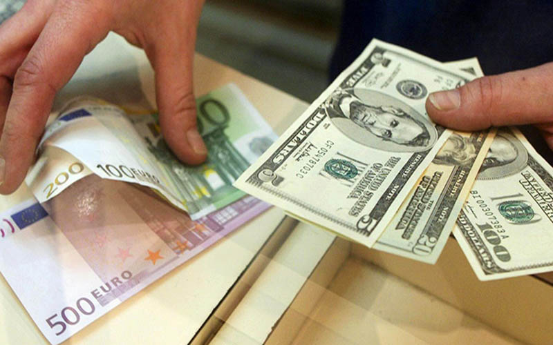 تاکید روحانی بر ضرورت کنترل قیمت‌ها و جلوگیری از افزایش نرخ ارز