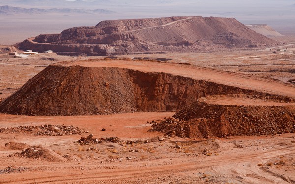 ممنوعیت صدور هر گونه مجوز برای بهره برداری معادن در شهرستان سمیرم