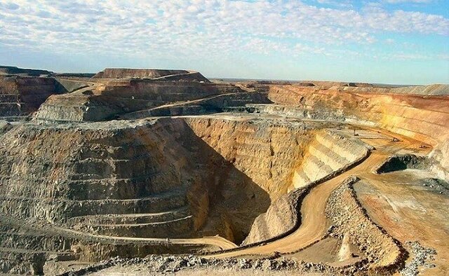 پتانسیل معادن اصفهان برای سرمایه گذاری ذوب آهن