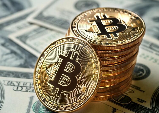 بیت کوین در آستانه عقب نشینی از کانال ۱۰ هزار دلاری