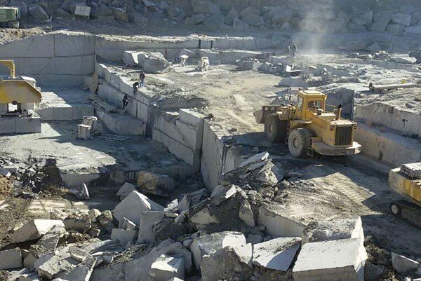 معادن فرصتی ممتاز با محدودیتی بزرگ؛ بوشهر پایانه صادراتی مواد معدنی ندارد