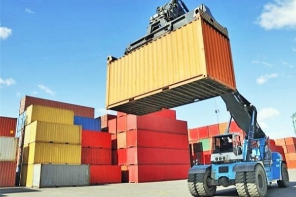صادرات کالا در گیلان ۲۸ درصد رشد یافت صادرات کالا در گیلان ۲۸ درصد رشد یافت