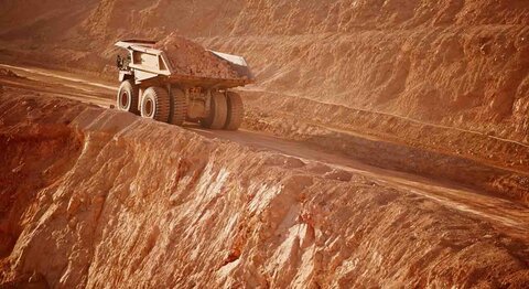 اجرای ۱۰ طرح زیربنایی بخش معدن در بوشهر اجرایی شد