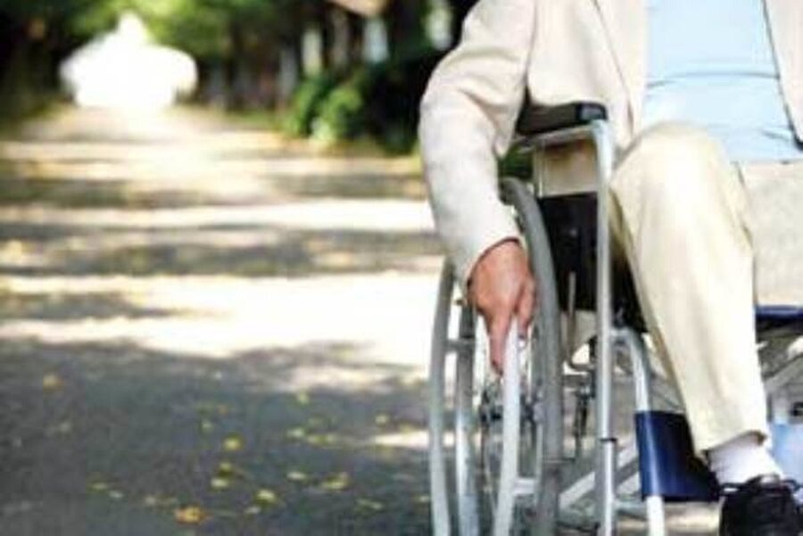 رفع مشکل کمبود وسایل توانبخشی در شهربابک