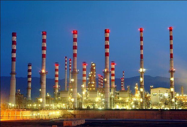 پروژههای صنعتی مهر نیروهای بومی را جذب میکنند/خوراک پالایشگاه بنزین مهر تامین میشود پروژههای صنعتی مهر نیروهای بومی را جذب میکنند/خوراک پالایشگاه بنزین مهر تامین میشود