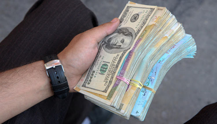 قیمت دلار با آزادسازی منابع ارزی کاهش مییابد؟ قیمت دلار با آزادسازی منابع ارزی کاهش مییابد؟