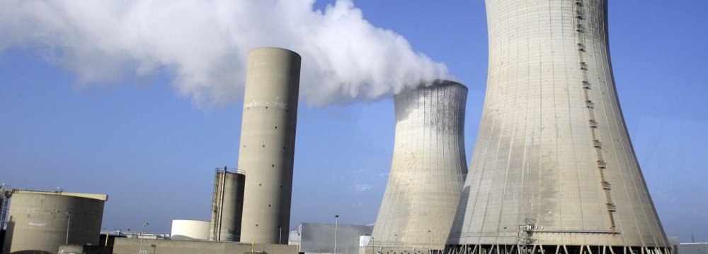 France Rules Out Increasing CO2 as It Shuts Nuclear Plants