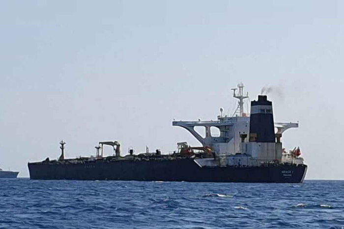 Iran, Oman ink agreement to broaden maritime co-op