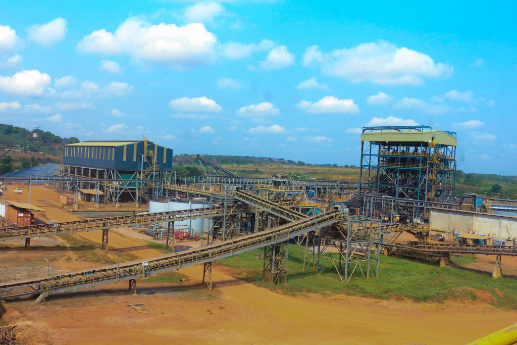 Sierra Leone detains five expatriate managers at iron ore mine