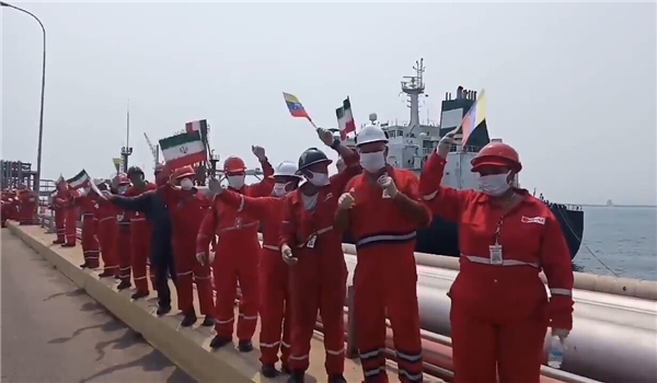 Iran’s 4th Tanker Anchors at Venezuelan Port