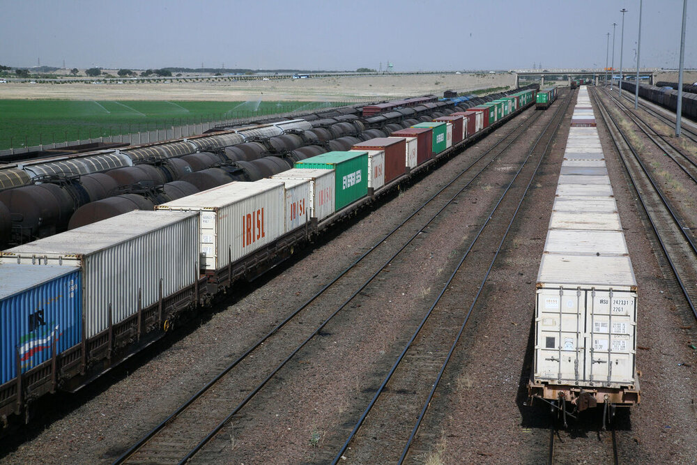 Iran’s exports to Azerbaijan through Astara railway up 178%