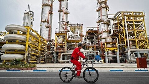 Iran plans 33 projects to raise petrochemical production capacity