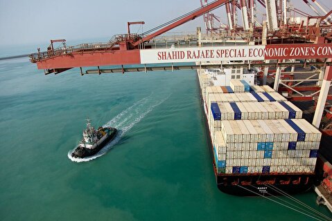 Nearly 700,00 TEUs of commodities loaded, unloaded at Shahid Rajaee port in 5 months
