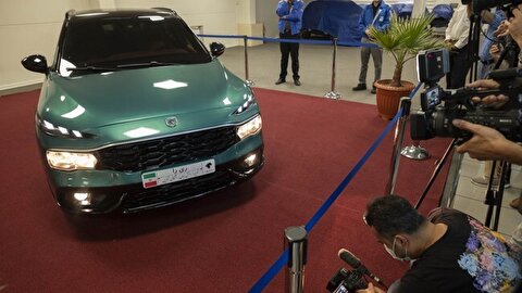 Giant Iranian car maker eyes exports to Russia