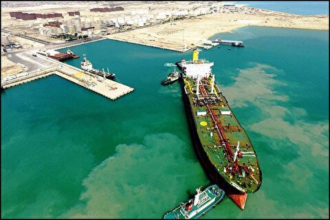 1st shipment of Iranian oil products exported from Khorramshahr port to UAE