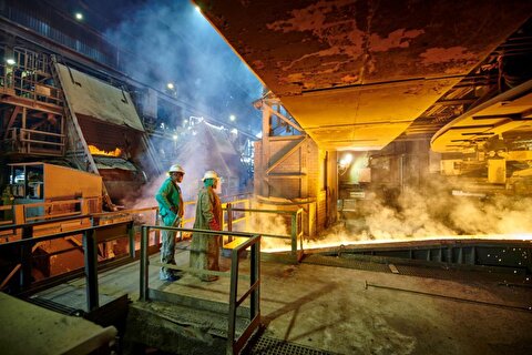 Sibanye agrees wage deal for its gold operations, union says