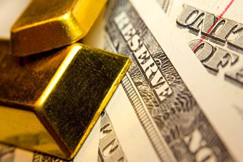 Gold price falls 1% amid rising global yields, dollar